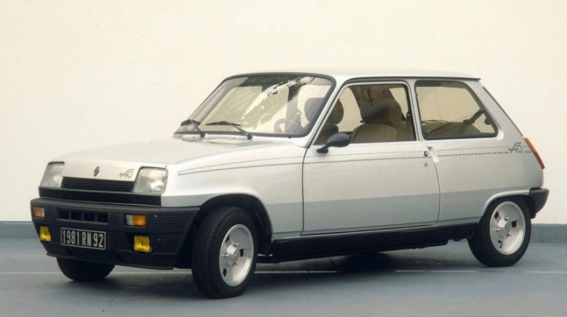 Львёнок-рекордсмен: почему Peugeot 205 был одним из лучших в своём классе