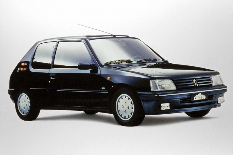 Львёнок-рекордсмен: почему Peugeot 205 был одним из лучших в своём классе